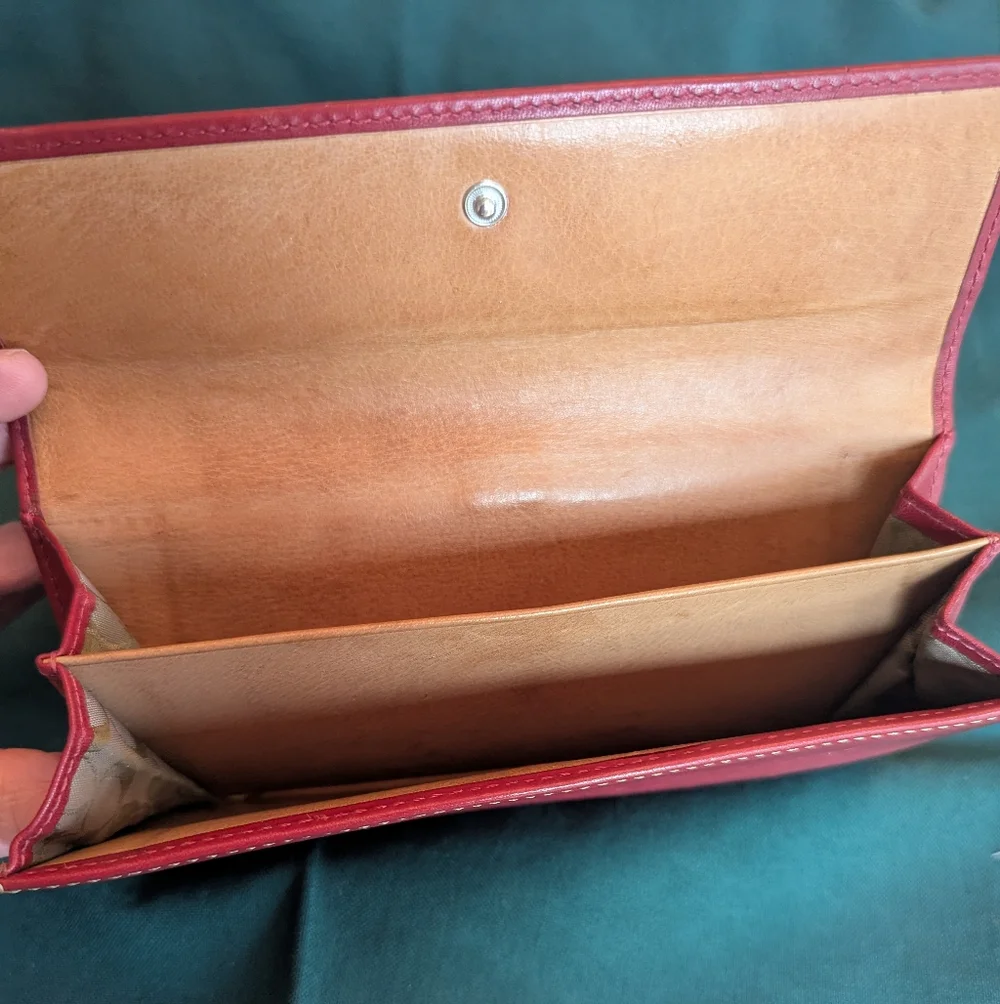 Women's  Coach Red Leather Wallet - Picture 3 of 5